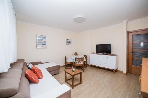 One-Bedroom Apartment room in Pizana Budva Central