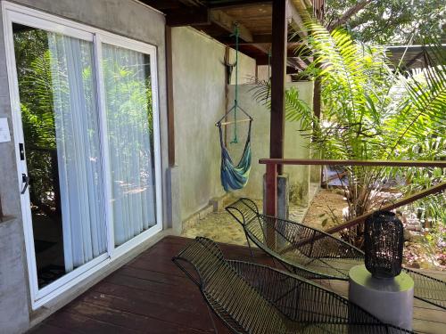 Hostel-Island Paradise, Saboga Lodge and Villa Noelia