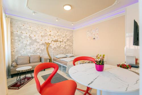 Irányi Studio Room Type - One-Bedroom Apartment