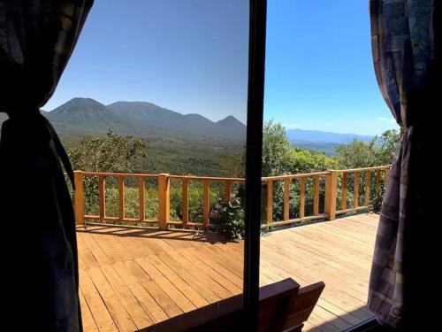 Entre Montañas (Entre Montanas) in Apaneca