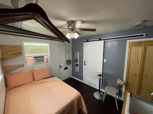 Bowser's castle - image 29