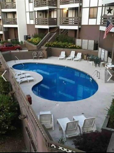 Over Gatlinburg Condo - image 2