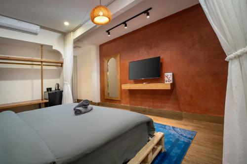 Le's home boutique homestay in the center Hanoi Old quarter – Hanoi