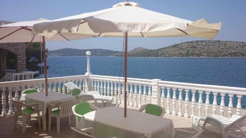 Apartman 7 m od mora Apartman 7 m od mora