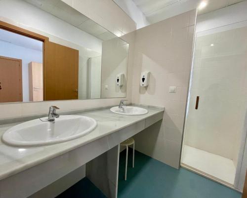 Geysotur TORROX PLAYA Centro de Ocio y Tiempo Libre Room Type - Quadruple Room