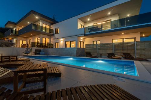Villa Helena 2