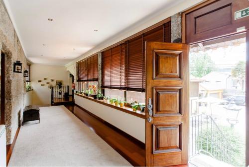 Facilities, Bergui Hostel in Mesao Frio