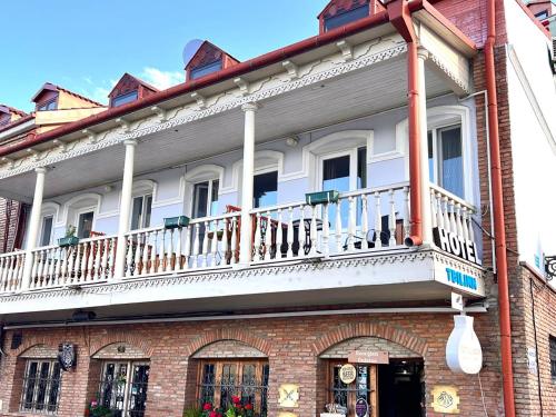 Tbil Inn Hotel