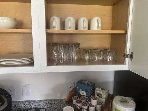Cozy modern retreat 20 minutes from Downtown dallas Spacious fresh in Glenn Heights, USA
