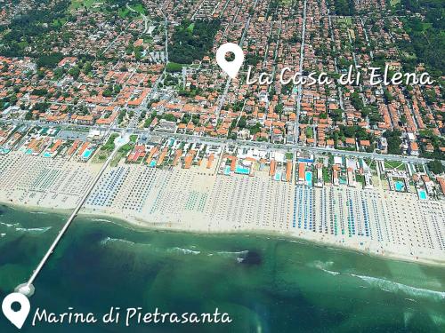 La casa di Elena Versilia - Two Apartments 3