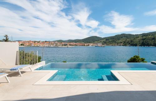 Luxury & stylish Villa Lavanda 5 m from the sea