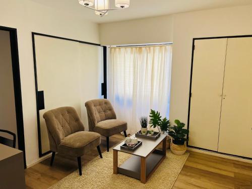 One-Bedroom Apartment image 10