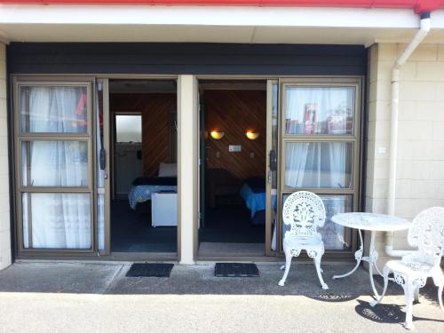 ทางเข้า, ออรานา มอเตอร์ อินน์  (Orana Motor Inn) in ไคไทอะ