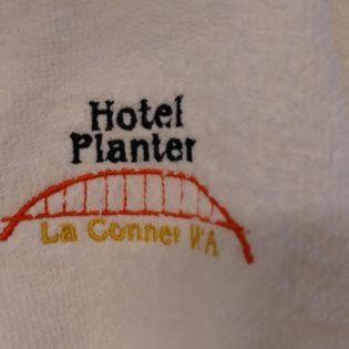 Hotel Planter