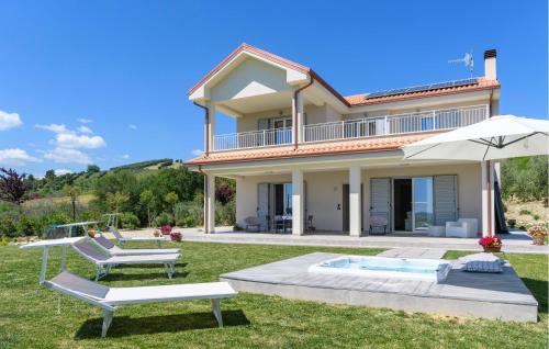 Four-Bedroom Holiday Home