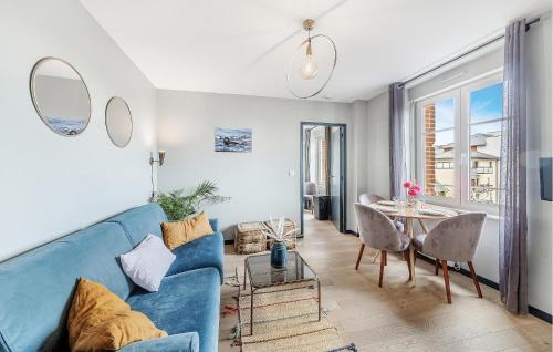 Gorgeous Apartment In Saint-malo With Wifi - Location saisonnière - Saint-Malo