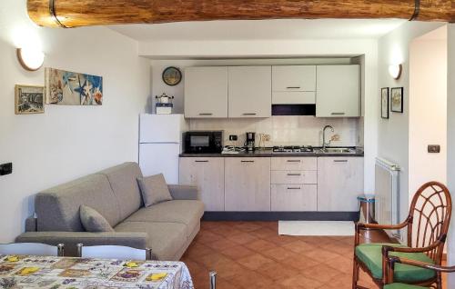 Gorgeous Apartment In Zoagli With Wifi