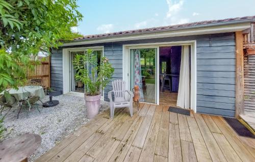 Gorgeous Home In Saint-Yaguen With Wifi gîte à louer Carcen-Ponson