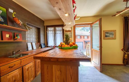 Awesome Apartment In Pezzoro