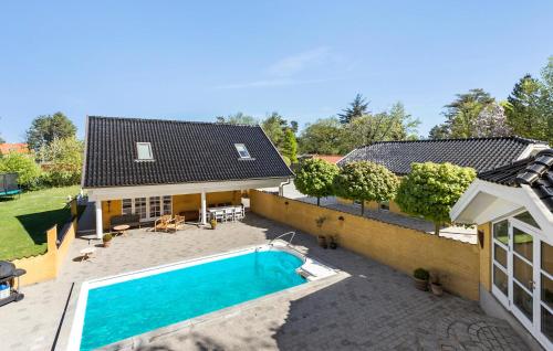 Cozy Home In Gilleleje