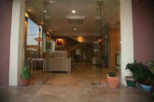 Hotel Torre del Oro - image 8