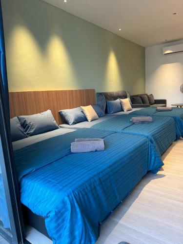 SS Staycation @Roxy Sematan Beach Apt