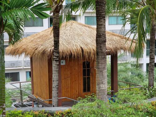 Laguna Beach resort 3 condo the maldives pattaya pool access ลากูน่า บีช รีสอร์ต 3 พัทยา