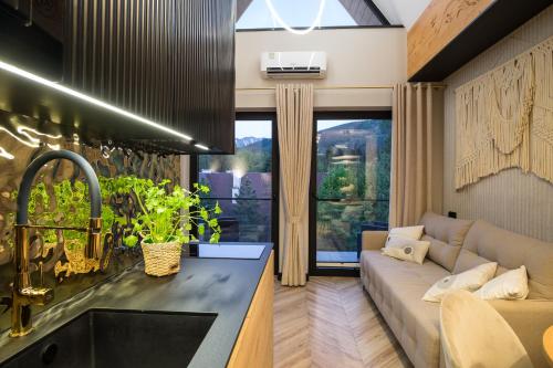 Apartment with Balcony image 10