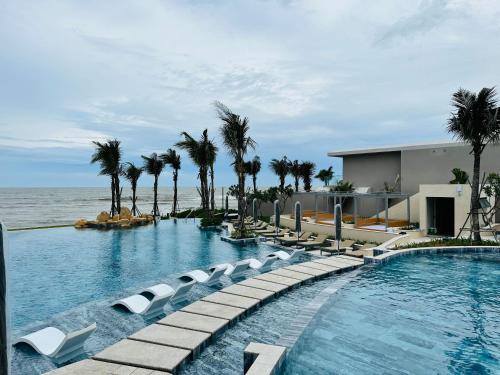 Ixora Ho Tram Luxury Pool Villa Sea View, new 2023