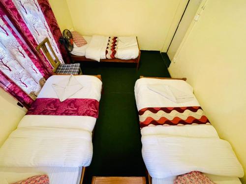 Single Room with Shared Bathroom