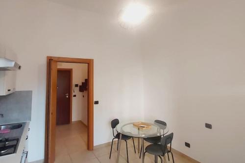 MaMo2 - Appartamento in pieno centro città, Bari (foto 6)