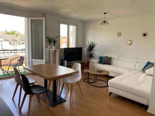 Chez Julien, Troyes