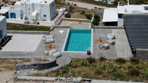 Cabana Pool Villas with Nightguard near Alemagou beach