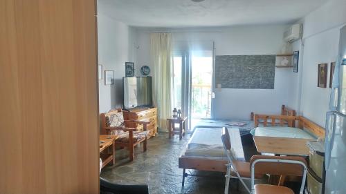 Olga Studio for 3 persons at sozopoli halkidiki Olga Studio for 3 persons at sozopoli halkidiki