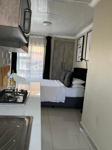 Studios at Monarch Inn