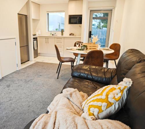 Waterloo Located New Modern Style