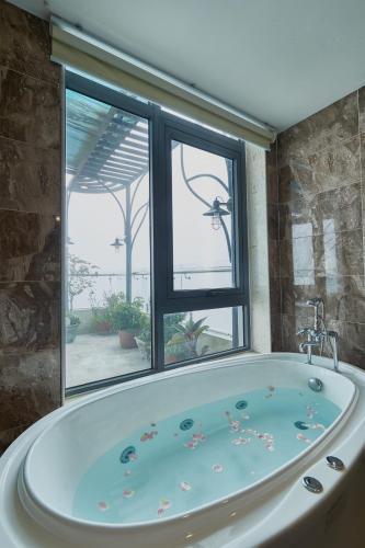 Badkamer, Genuss Tam Dao - Hideaway Retreats in Tam Dao (Vinh Phuc)