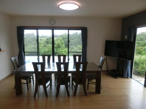 Shared lounge/TV area, 松田 Terrace A in Ginoza