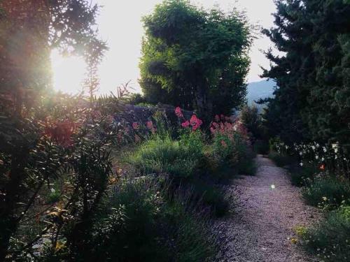 Villa Paradiso,stunning views ac heated pool