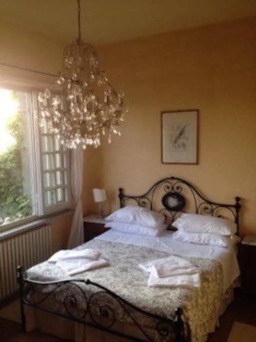 Villa Paradiso,stunning views ac heated pool