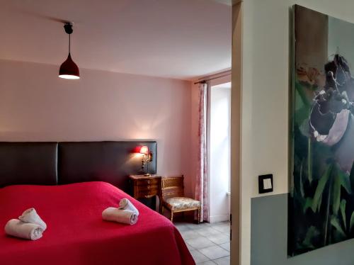 Gîte Mara des Bois - 3 chambres - jardin clos - piscine chauffée- terrasse - climatisation - parking gîte à louer Lafitte-sur-Lot