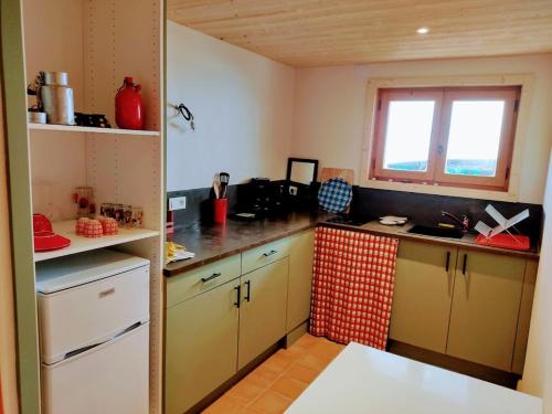 virtuve, Charmant studio, plein sud, sport et relax in Montrionda