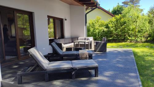 ระเบียง/ชานเรือน, Domek na Cyplu Ostrowskim in ชิโบรชิน