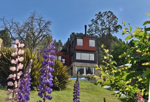 Rosas Blancas Apart Hotel By Visionnaire - Accommodation - San Martín de los Andes