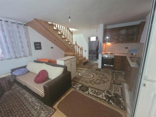 Vila 86, Razëm (foto 4)