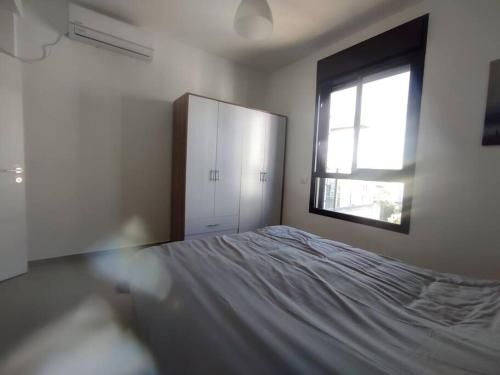 דירה אורבנית צמודה לתל השומר, Ramat Gan (Foto 8)