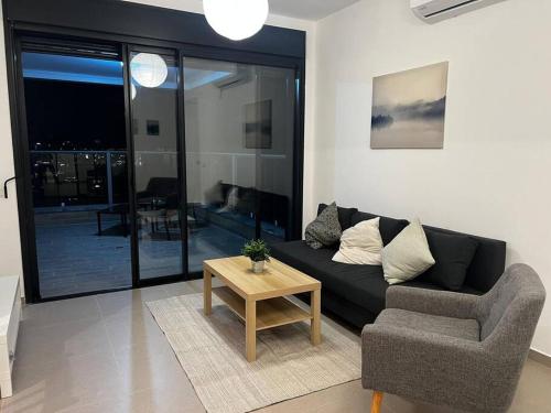 דירה אורבנית צמודה לתל השומר, Ramat Gan (Foto 9)