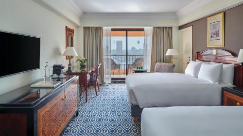 1 King Classic Nile View Lounge Access