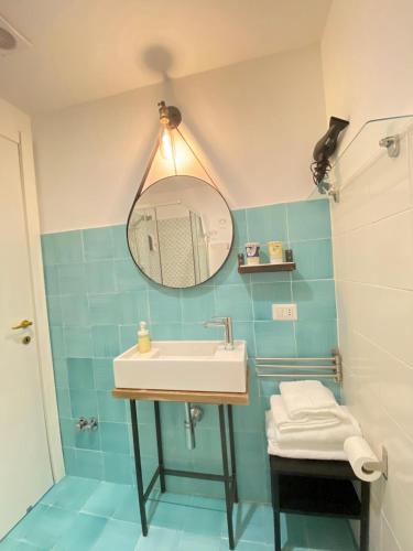 Queen Room image 9