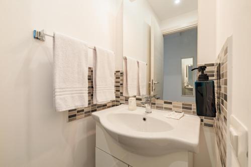 Superior Studio room in Marina di Petrolo Apartments